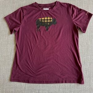 Columbia Women’s Outer Bounds Short Sleeve Tee Maroon Size Large
